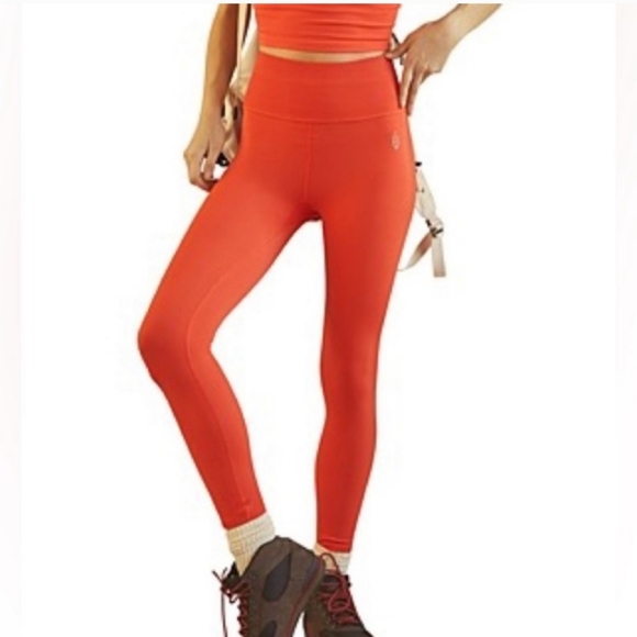 Free People Pants - NWT Free people free throw leggings